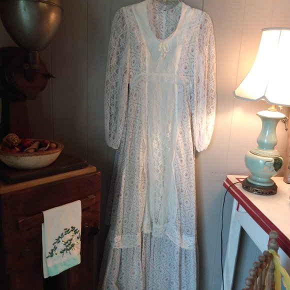 Vintage Floral & Lace Maxi Dress Homecoming Prom Prairie Boho Romantic Wedding - Picture 1 of 16